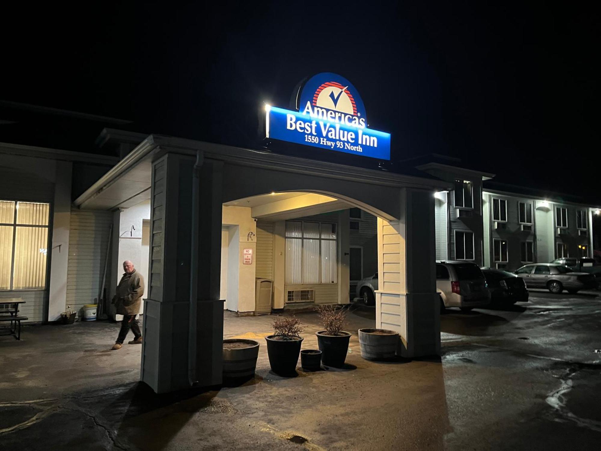 Americas Best Value Inn Kalispell Extérieur photo
