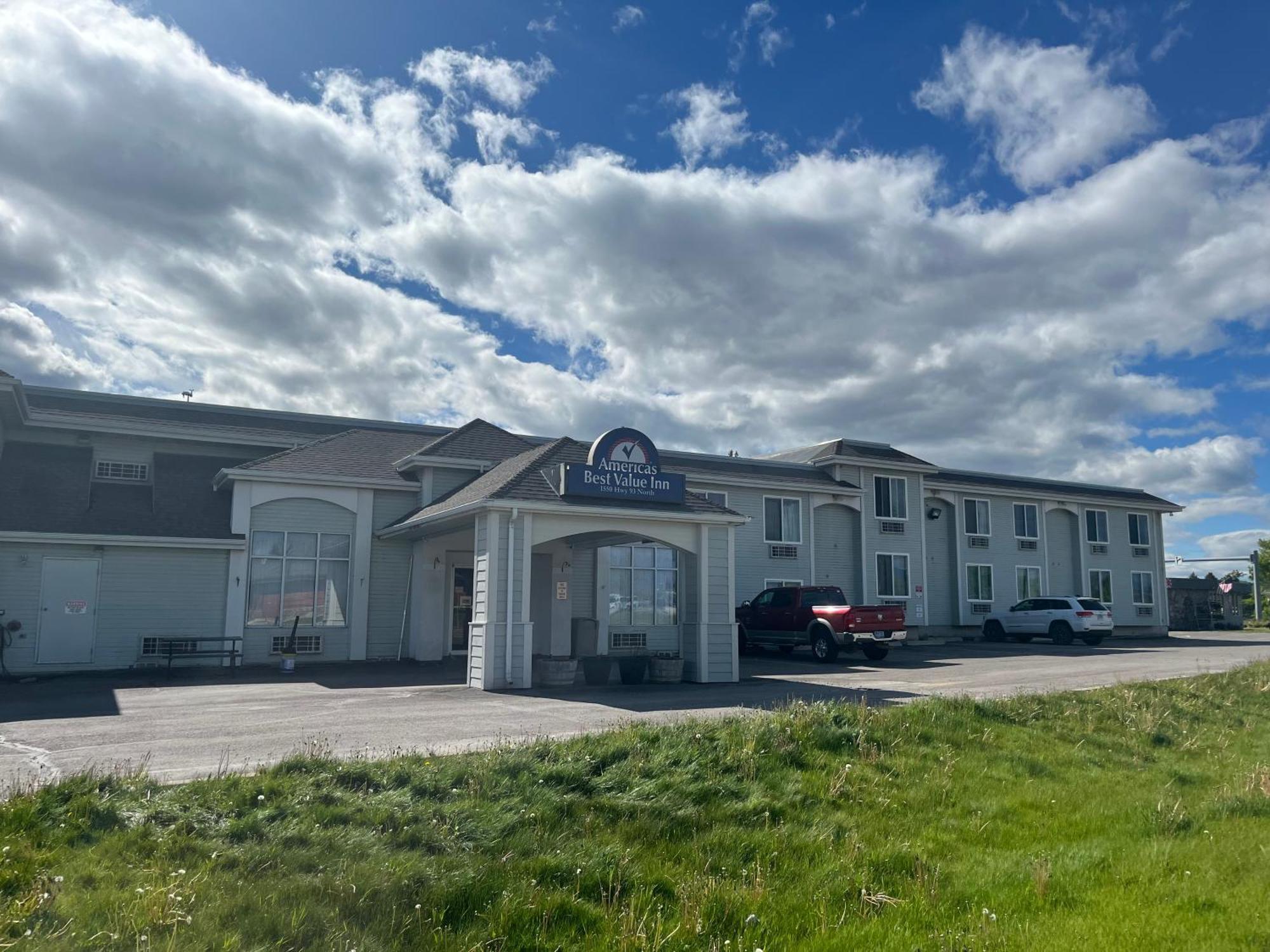 Americas Best Value Inn Kalispell Extérieur photo